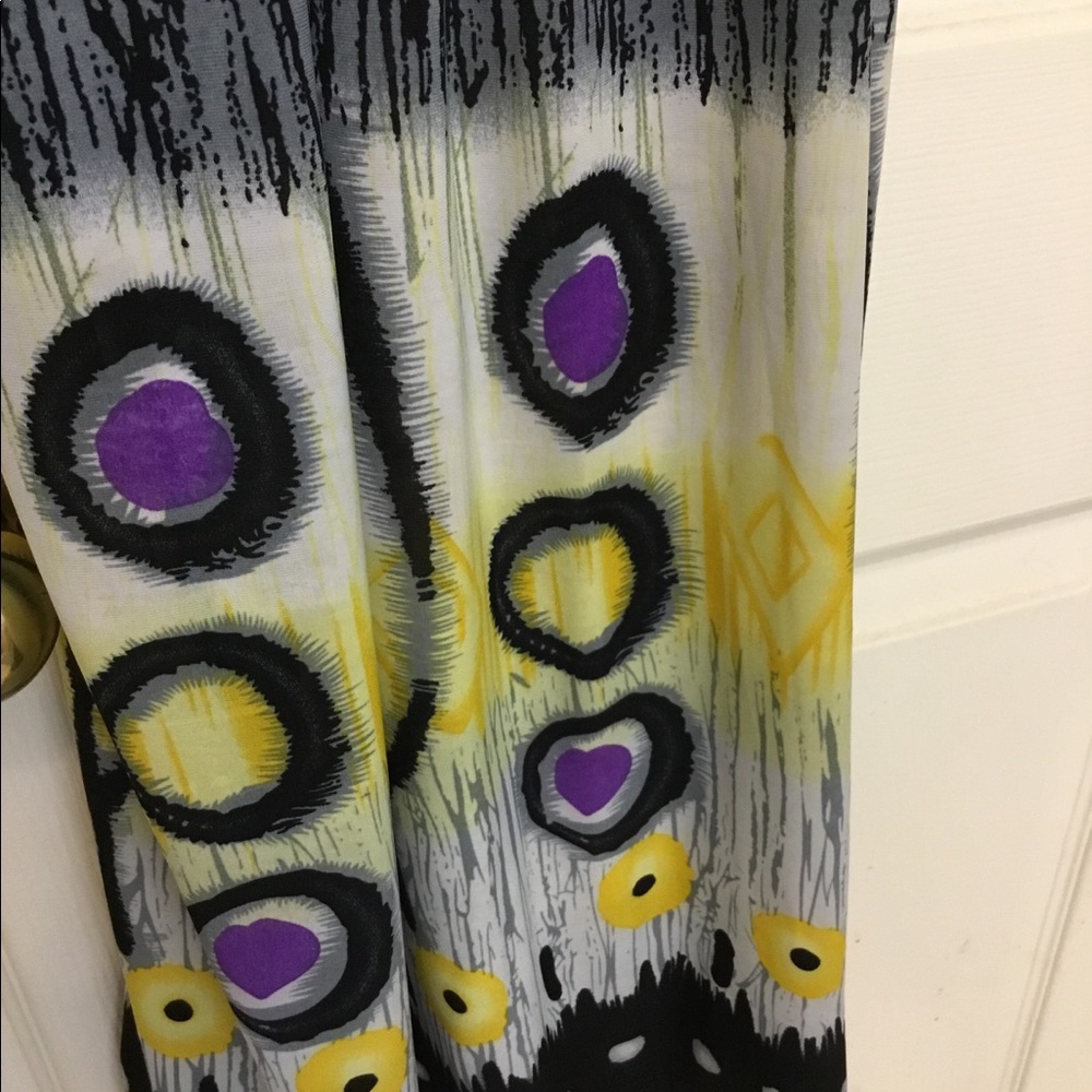Dress - Picture 5 of 5